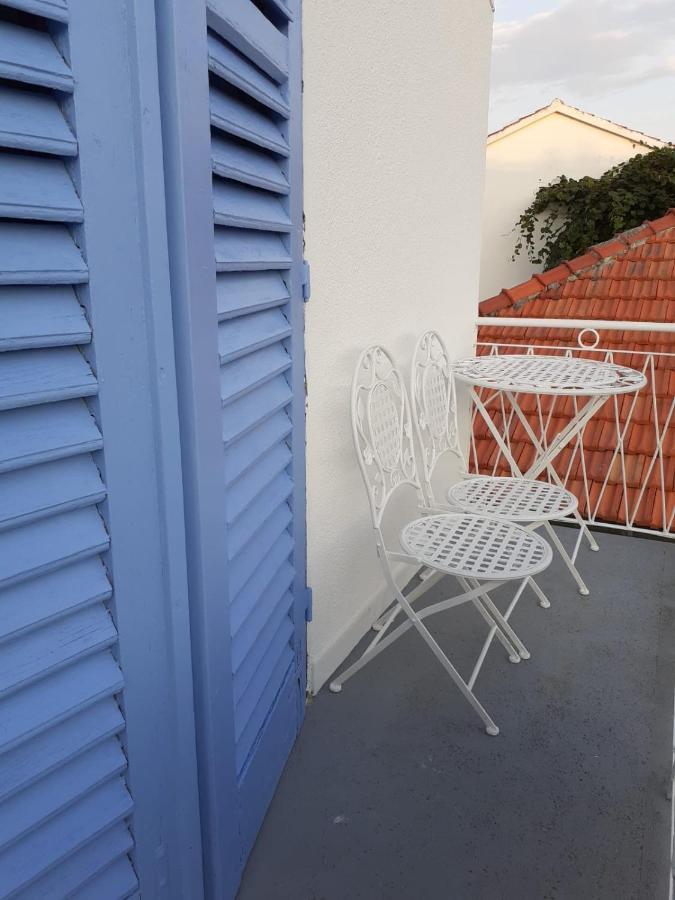 Apartments Dile Sukošan Exterior foto